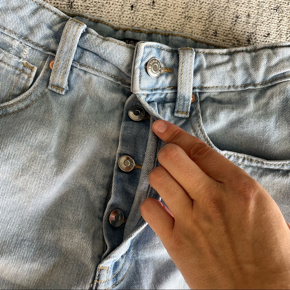 Wild Fable high rise cut off shorts - Picture 6 of 8